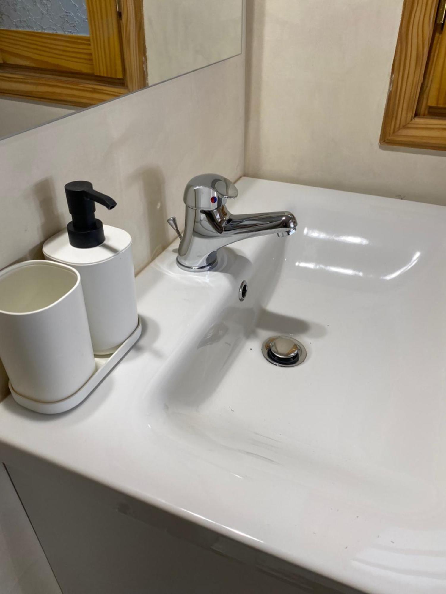 Homdwell Fine Living 1 *