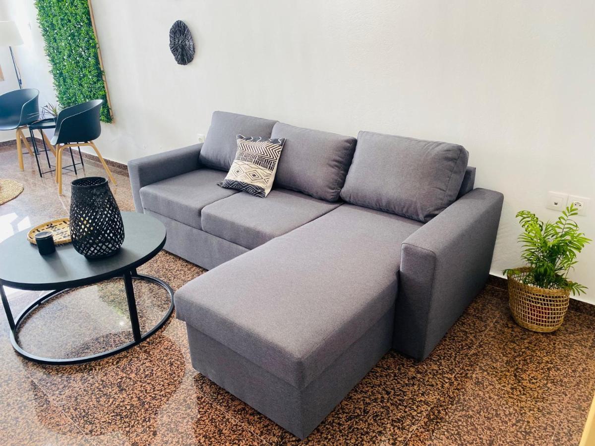 Homdwell Fine Living 1 *
