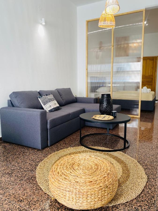 Homdwell Fine Living 1